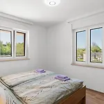 Vila Nia With Private Pool
